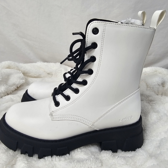 Levi's Women's Giselle 2 Neo Combat Boot Size 8.5 - Picture 2 of 11